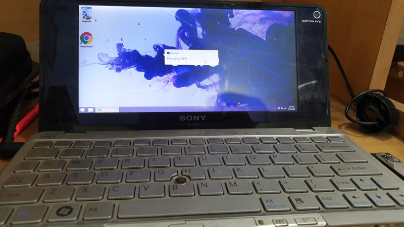 Sony Vaio P VGN-P13GH with Windows 10 May 2020 update